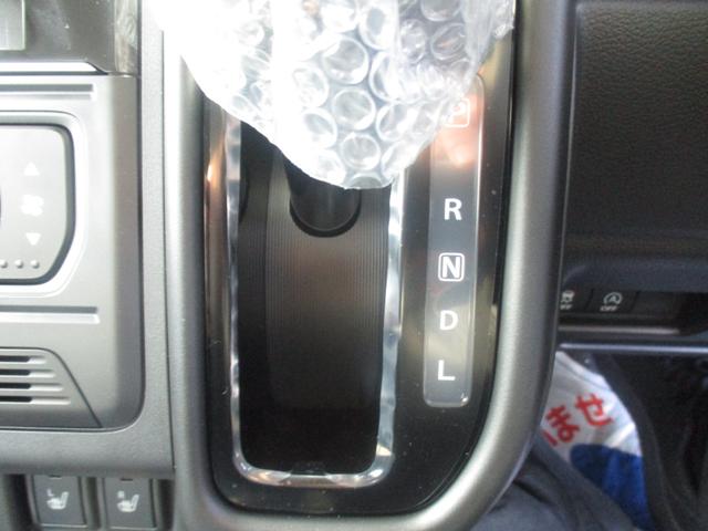 スペーシアカスタム ハイブリッドＸＳ　スマートキー、衝突防止機能、プッシュスタート、オートライト、オートエアコン、アイドリングストップ、両側電動スライドドア、ハイブリット、ＬＥＤヘッドライト、ステアリングヒーター、セーフティサポート搭載車（34枚目）