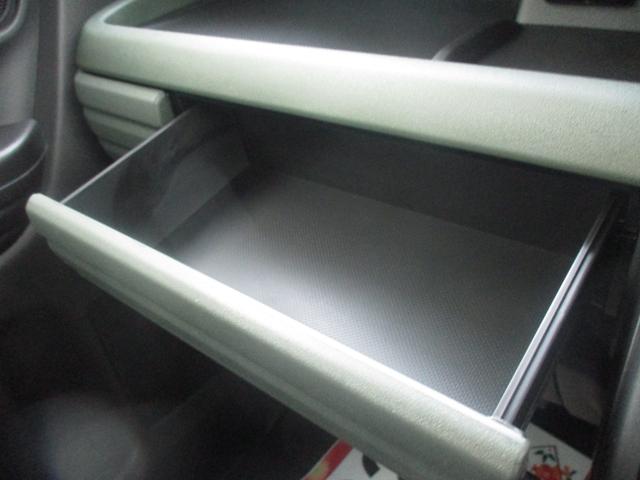 スペーシアギア ハイブリッドＸＺ　スマートキー、衝突防止機能、プッシュスタート、オートライト、オートエアコン、アイドリングストップ、両側電動スライドドア、ハイブリット、ＬＥＤヘッドライト、ステアリングヒーター、セーフティサポート搭載車（41枚目）