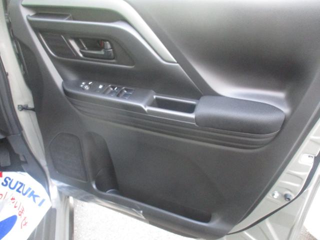 スペーシアギア ハイブリッドＸＺ　スマートキー、衝突防止機能、プッシュスタート、オートライト、オートエアコン、アイドリングストップ、両側電動スライドドア、ハイブリット、ＬＥＤヘッドライト、ステアリングヒーター、セーフティサポート搭載車（45枚目）