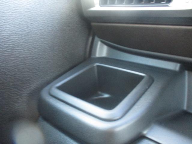 クロスビー ハイブリッドＭＺ　スマートキー、衝突防止機能、プッシュスタート、アイドリングストップ、ステアリングスイッチ、オートライト、オートエアコン、ＬＥＤヘッドライト、シートヒーター、電動パーキング、セーフティサポート搭載車（38枚目）