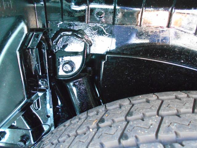 サンバーバン トランスポーター　グレードアップパッケージ　オートマ　４ＷＤ　禁煙車　タイヤ４本新品　エアコン　パワステ　パワーウィンド　キーレス　ＣＤオーディオ　ＥＴＣ　マット　バイザー　スバルオリジナルサンバー　最終モデル（41枚目）