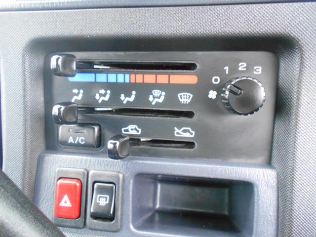 大きな画像にて状態等のご確認が出来ます。その他ご確認ご希望の箇所があれば販売担当『中村』までメールもしくはお電話にてお気軽にご相談下さい！！