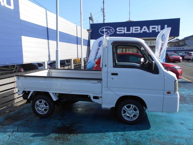 サンバートラック TC-SC スーパーチャージャー オートマ タイヤ4本新品 ワンオーナー エアコン パワステ パワーウィンド キーレス 社外アルミホイール トレーマット バイザー ゲートプロテクター スバルオリジナル 最終モデル(4枚目)