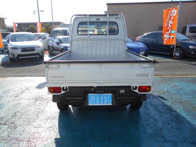 サンバートラック TC-SC スーパーチャージャー オートマ タイヤ4本新品 ワンオーナー エアコン パワステ パワーウィンド キーレス 社外アルミホイール トレーマット バイザー ゲートプロテクター スバルオリジナル 最終モデル(22枚目)