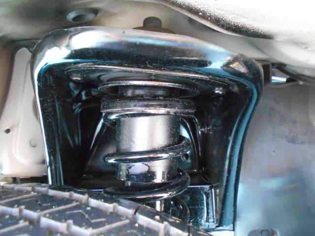 サンバートラック TC-SC スーパーチャージャー オートマ タイヤ4本新品 ワンオーナー エアコン パワステ パワーウィンド キーレス 社外アルミホイール トレーマット バイザー ゲートプロテクター スバルオリジナル 最終モデル(42枚目)