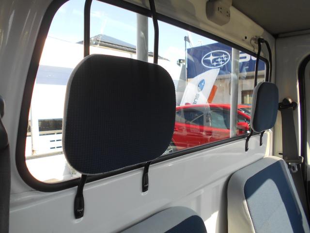 サンバートラック TC-SC スーパーチャージャー オートマ タイヤ4本新品 ワンオーナー エアコン パワステ パワーウィンド キーレス 社外アルミホイール トレーマット バイザー ゲートプロテクター スバルオリジナル 最終モデル(54枚目)