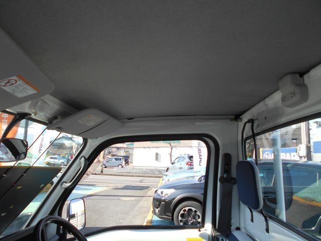 サンバートラック TC-SC スーパーチャージャー オートマ タイヤ4本新品 ワンオーナー エアコン パワステ パワーウィンド キーレス 社外アルミホイール トレーマット バイザー ゲートプロテクター スバルオリジナル 最終モデル(62枚目)