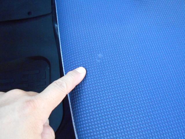 サンバートラック TC-SC スーパーチャージャー オートマ タイヤ4本新品 ワンオーナー エアコン パワステ パワーウィンド キーレス 社外アルミホイール トレーマット バイザー ゲートプロテクター スバルオリジナル 最終モデル(64枚目)