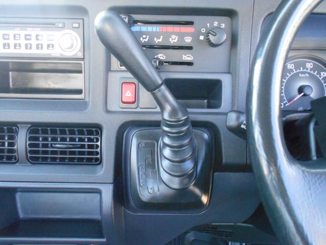 サンバートラック TC-SC スーパーチャージャー オートマ タイヤ4本新品 ワンオーナー エアコン パワステ パワーウィンド キーレス 社外アルミホイール トレーマット バイザー ゲートプロテクター スバルオリジナル 最終モデル(66枚目)