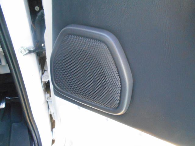 サンバートラック TC-SC スーパーチャージャー オートマ タイヤ4本新品 ワンオーナー エアコン パワステ パワーウィンド キーレス 社外アルミホイール トレーマット バイザー ゲートプロテクター スバルオリジナル 最終モデル(74枚目)