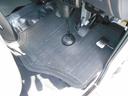 ＴＢ　５速ＭＴ　切替式４ＷＤ　禁煙車　タイヤ４本新品　エアコン　パワステ　エアバッグ　シガーソケット　マット　バイザー　スバルオリジナルサンバー　最終モデル（77枚目）
