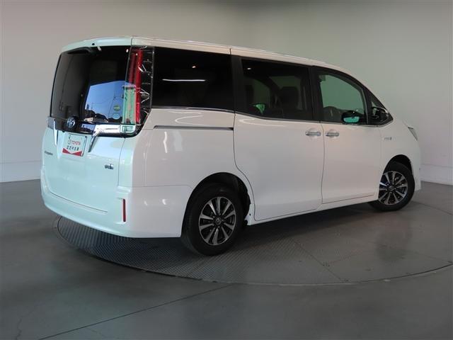 エスクァイア ハイブリッドGi ハイブリッド ナビ&TV 両側電動スライド メモリーナビ フルセグ 後席モニター バックカメラ DVD再生 衝突被害軽減システム ETC 3列シート スマートキー LEDヘッドランプ 乗車定員7人(5枚目)