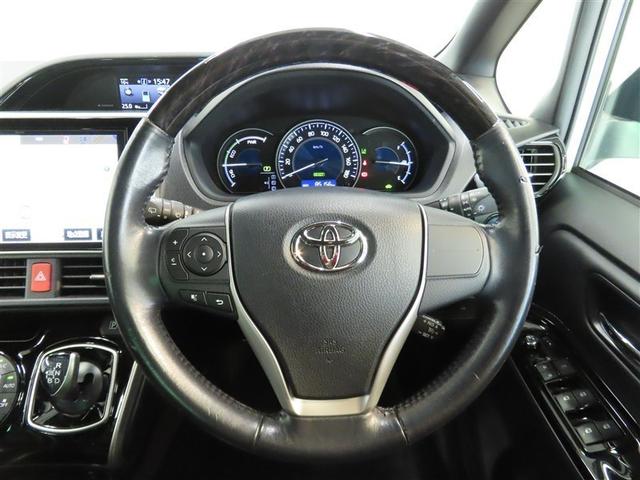 エスクァイア ハイブリッドGi ハイブリッド ナビ&TV 両側電動スライド メモリーナビ フルセグ 後席モニター バックカメラ DVD再生 衝突被害軽減システム ETC 3列シート スマートキー LEDヘッドランプ 乗車定員7人(33枚目)