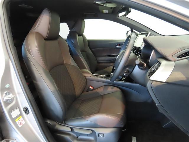 Ｃ－ＨＲ Ｇ　ハイブリッド　ナビ＆ＴＶ　メモリーナビ　フルセグ　バックカメラ　ＤＶＤ再生　衝突被害軽減システム　ＥＴＣ　スマートキー　ＬＥＤヘッドランプ　アイドリングストップ　オートクルーズコントロール　キーレス（10枚目）