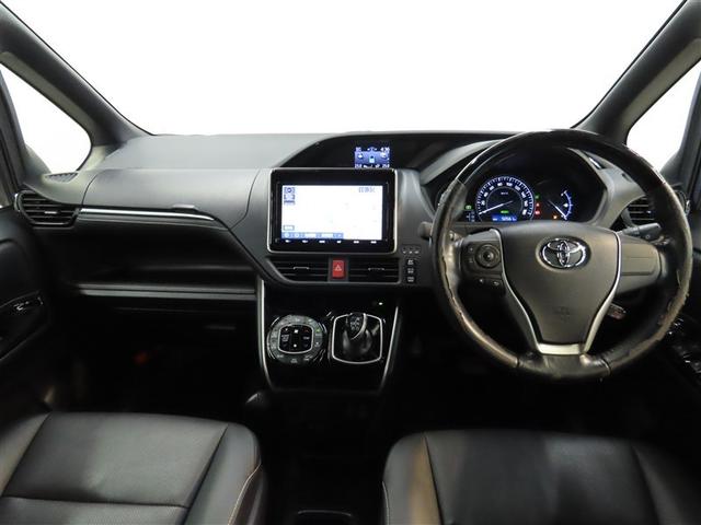 エスクァイア ハイブリッドGi ハイブリッド ナビ&TV 両側電動スライド メモリーナビ フルセグ 後席モニター バックカメラ DVD再生 衝突被害軽減システム ETC 3列シート スマートキー LEDヘッドランプ 乗車定員7人(12枚目)