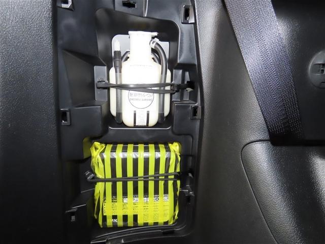 エスクァイア ハイブリッドGi ハイブリッド ナビ&TV 両側電動スライド メモリーナビ フルセグ 後席モニター バックカメラ DVD再生 衝突被害軽減システム ETC 3列シート スマートキー LEDヘッドランプ 乗車定員7人(39枚目)