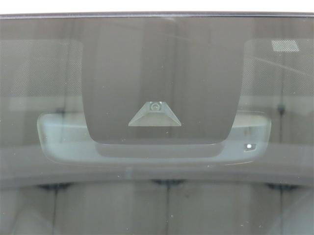 カローラクロス ハイブリッド Z ハイブリッド ナビ&TV メモリーナビ フルセグ バックカメラ ミュージックプレイヤー接続可 衝突被害軽減システム ETC 電動シート スマートキー LEDヘッドランプ アイドリングストップ キーレス(3枚目)