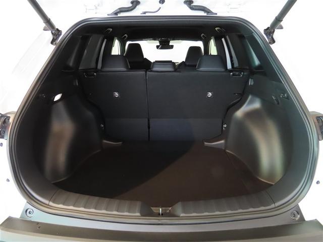 カローラクロス ハイブリッド Z ハイブリッド ナビ&TV メモリーナビ フルセグ バックカメラ ミュージックプレイヤー接続可 衝突被害軽減システム ETC 電動シート スマートキー LEDヘッドランプ アイドリングストップ キーレス(9枚目)