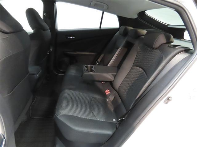 プリウス Ｓ　ハイブリッド　ナビ＆ＴＶ　メモリーナビ　フルセグ　バックカメラ　ＤＶＤ再生　衝突被害軽減システム　ＥＴＣ　スマートキー　ＬＥＤヘッドランプ　アイドリングストップ　オートクルーズコントロール　キーレス（29枚目）