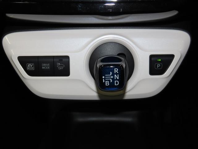 プリウス Ｓ　ハイブリッド　ナビ＆ＴＶ　メモリーナビ　フルセグ　バックカメラ　ＤＶＤ再生　衝突被害軽減システム　ＥＴＣ　スマートキー　ＬＥＤヘッドランプ　アイドリングストップ　オートクルーズコントロール　キーレス（37枚目）