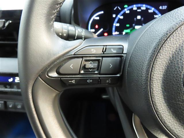 ヤリスクロス ハイブリッドＺ　４ＷＤ　ハイブリッド　ナビ＆ＴＶ　メモリーナビ　フルセグ　バックカメラ　ミュージックプレイヤー接続可　衝突被害軽減システム　ＥＴＣ　電動シート　スマートキー　ＬＥＤヘッドランプ　アイドリングストップ（34枚目）