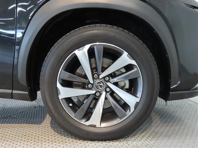 ＮＸ ＮＸ３００　バージョンＬ　革シート　ナビ＆ＴＶ　メモリーナビ　フルセグ　バックカメラ　ＤＶＤ再生　ミュージックプレイヤー接続可　衝突被害軽減システム　ＥＴＣ　電動シート　スマートキー　ＬＥＤヘッドランプ　アイドリングストップ（19枚目）