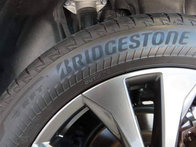 ＵＸ ＵＸ２５０ｈ　Ｆスポーツ　革シート　ハイブリッド　ナビ＆ＴＶ　メモリーナビ　フルセグ　バックカメラ　ＤＶＤ再生　ミュージックプレイヤー接続可　衝突被害軽減システム　ＥＴＣ　電動シート　スマートキー　ＬＥＤヘッドランプ　キーレス（39枚目）