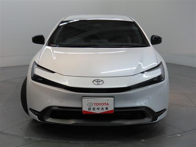 プリウス Ｇ　ハイブリッド　フルセグ　バックカメラ　ミュージックプレイヤー接続可　衝突被害軽減システム　ＥＴＣ　スマートキー　ＬＥＤヘッドランプ　アイドリングストップ　オートクルーズコントロール　キーレス（5枚目）