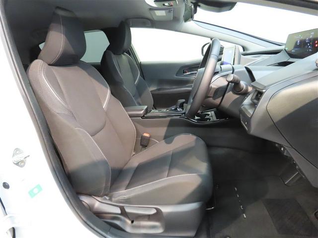 プリウス Ｇ　ハイブリッド　フルセグ　バックカメラ　ミュージックプレイヤー接続可　衝突被害軽減システム　ＥＴＣ　スマートキー　ＬＥＤヘッドランプ　アイドリングストップ　オートクルーズコントロール　キーレス（10枚目）