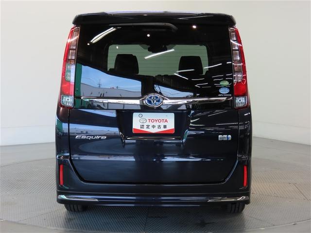 エスクァイア ハイブリッドＧｉ　ブラックテーラード　ハイブリッド　ナビ＆ＴＶ　両側電動スライド　メモリーナビ　フルセグ　バックカメラ　ＤＶＤ再生　衝突被害軽減システム　ＥＴＣ　３列シート　スマートキー　ＬＥＤヘッドランプ　乗車定員７人　キーレス　ＣＤ（7枚目）