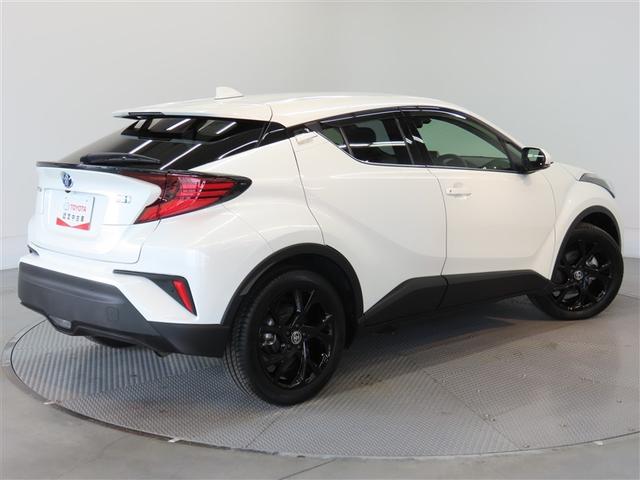 Ｃ－ＨＲ Ｇ　モード　ネロ　セーフティプラス　ハイブリッド　ナビ＆ＴＶ　メモリーナビ　フルセグ　バックカメラ　ミュージックプレイヤー接続可　衝突被害軽減システム　ＥＴＣ　スマートキー　ＬＥＤヘッドランプ　アイドリングストップ　キーレス（7枚目）