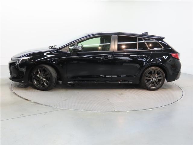 カローラツーリング ハイブリッド　ダブルバイビー　ハイブリッド　ナビ＆ＴＶ　メモリーナビ　フルセグ　バックカメラ　ドラレコ　ミュージックプレイヤー接続可　衝突被害軽減システム　ＥＴＣ　スマートキー　ＬＥＤヘッドランプ　アイドリングストップ　キーレス（6枚目）