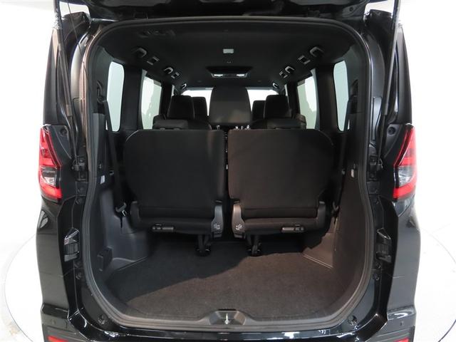 ノア ハイブリッドＳ－Ｇ　展示・試乗車　ハイブリッド　両側電動スライド　フルセグ　後席モニター　バックカメラ　ＤＶＤ再生　ミュージックプレイヤー接続可　衝突被害軽減システム　ＥＴＣ　３列シート　スマートキー　ＬＥＤヘッドランプ（9枚目）