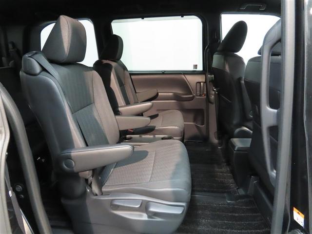 ノア ハイブリッドＳ－Ｇ　展示・試乗車　ハイブリッド　両側電動スライド　フルセグ　後席モニター　バックカメラ　ＤＶＤ再生　ミュージックプレイヤー接続可　衝突被害軽減システム　ＥＴＣ　３列シート　スマートキー　ＬＥＤヘッドランプ（11枚目）