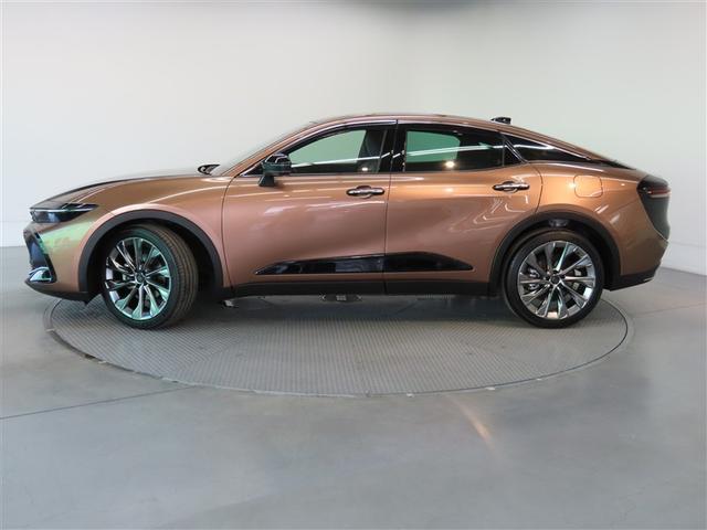 クラウンクロスオーバー Ｇアドバンスド・レザーパッケージ　４ＷＤ　革シート　ハイブリッド　フルセグ　バックカメラ　ドラレコ　ミュージックプレイヤー接続可　衝突被害軽減システム　ＥＴＣ　電動シート　スマートキー　ＬＥＤヘッドランプ　アイドリングストップ（6枚目）