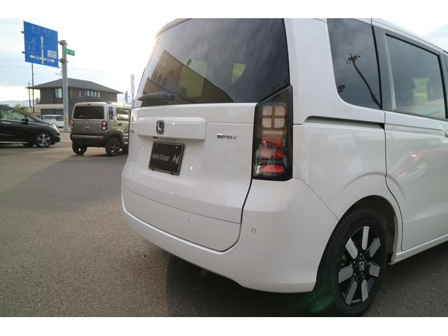 フリード ｅ：ＨＥＶエアー　ＥＸ　ＤＡＭＤ　ＩＳＯＬＡＴＯＲ　ダムドアイソレーター　フェイスチェンジキット　登録済み未使用車　７人乗り　パールホワイト　両側パワースライドドア（47枚目）