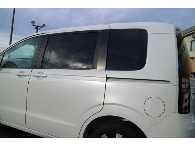 フリード ｅ：ＨＥＶエアー　ＥＸ　ＤＡＭＤ　ＩＳＯＬＡＴＯＲ　ダムドアイソレーター　フェイスチェンジキット　登録済み未使用車　７人乗り　パールホワイト　両側パワースライドドア（52枚目）