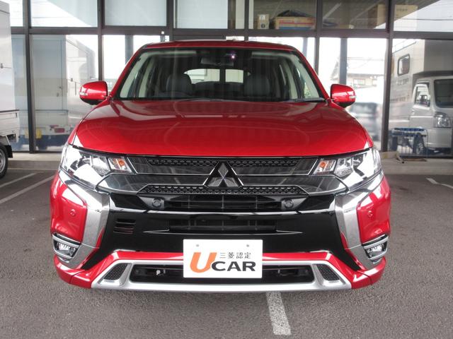 アウトランダーＰＨＥＶ Ｇ　駆動バッテリー残存容量８２％　ＰａｎａｓｏｎｉｃＳＤナビ（ＴＶ／ＣＤ／ＤＶＤ／ＳＤ／Ｍサバ／ＵＳＢ／Ｂｌｕｅｔｏｏｔｈ）　ＥＴＣ２．０　マルチアラウンドモニター　ＢＳＷ／ＬＣＡ　電動リヤゲート（2枚目）