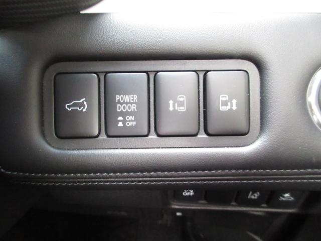 デリカＤ：５ Ｇ　パワーパッケージ　ワンオーナー　７人乗り　新品タイヤ　１０．１ナビ（ＴＶ・ＣＤ・ＤＶＤ・ＳＤ・Ｍサーバー・ＵＳＢ・ＨＤＭＩ・Ｂｌｕｅｔｏｏｔｈ）　後席１０．１モニター　全周囲カメラ　ＥＴＣ　ドラレコ　電動サイドステップ（20枚目）