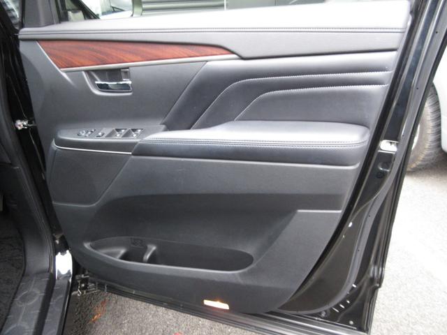 デリカＤ：５ Ｇ　パワーパッケージ　ワンオーナー　７人乗り　新品タイヤ　１０．１ナビ（ＴＶ・ＣＤ・ＤＶＤ・ＳＤ・Ｍサーバー・ＵＳＢ・ＨＤＭＩ・Ｂｌｕｅｔｏｏｔｈ）　後席１０．１モニター　全周囲カメラ　ＥＴＣ　ドラレコ　電動サイドステップ（48枚目）