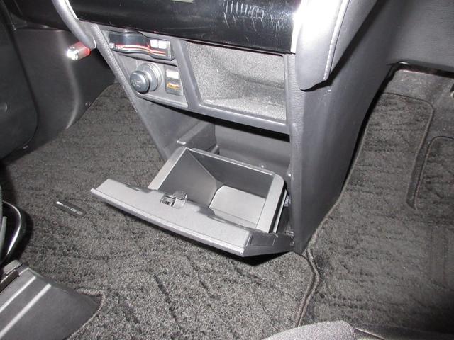 デリカＤ：５ Ｇ　パワーパッケージ　ワンオーナー　７人乗り　新品タイヤ　１０．１ナビ（ＴＶ・ＣＤ・ＤＶＤ・ＳＤ・Ｍサーバー・ＵＳＢ・ＨＤＭＩ・Ｂｌｕｅｔｏｏｔｈ）　後席１０．１モニター　全周囲カメラ　ＥＴＣ　ドラレコ　電動サイドステップ（60枚目）