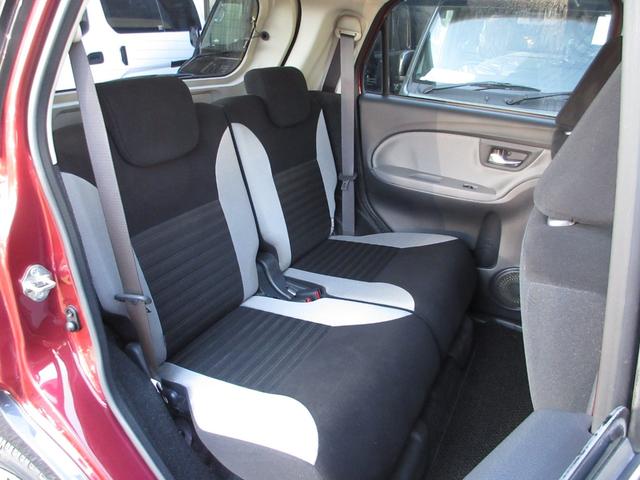 キャスト アクティバＸ　当社下取りワンオーナー　純正ＣＤオーディオ　横滑り防止装置　オートライト　オートエアコン　アイドリングストップ　プッシュスタート　スマートキー　セキュリティアラーム　ベンチシート（11枚目）