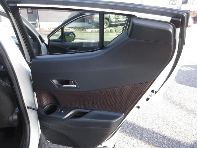 Ｃ－ＨＲ Ｇ　ワンオーナー　ＳＤナビ（ＴＶ／ＣＤ／ＤＶＤ／ＳＤ／Ｍサーバー／Ｂｌｕｅｔｏｏｔｈ）　バックカメラ　ＥＴＣ　レーダークルーズコントロール　ブレーキアシスト　レーンキープアシスト　ＢＳＭ　Ｐソナー（36枚目）