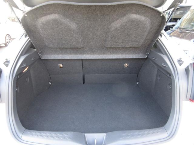 Ｃ－ＨＲ Ｇ　ワンオーナー　ＳＤナビ（ＴＶ／ＣＤ／ＤＶＤ／ＳＤ／Ｍサーバー／Ｂｌｕｅｔｏｏｔｈ）　バックカメラ　ＥＴＣ　レーダークルーズコントロール　ブレーキアシスト　レーンキープアシスト　ＢＳＭ　Ｐソナー（52枚目）