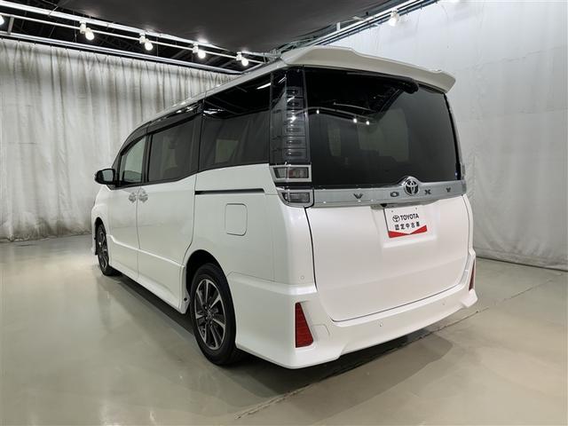 ヴォクシー ZS 煌III 衝突被害軽減システム メモリーナビ フルセグ バックカメラ ETC ドラレコ CD DVD再生 後席モニター オートクルーズコントロール LEDヘッドランプ 両側電動スライド 乗車定員7人 3列シート(5枚目)