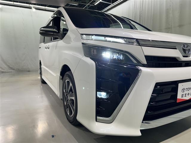 ヴォクシー ZS 煌III 衝突被害軽減システム メモリーナビ フルセグ バックカメラ ETC ドラレコ CD DVD再生 後席モニター オートクルーズコントロール LEDヘッドランプ 両側電動スライド 乗車定員7人 3列シート(7枚目)