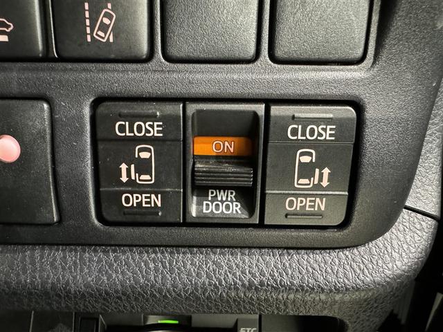 ヴォクシー ZS 煌III 衝突被害軽減システム メモリーナビ フルセグ バックカメラ ETC ドラレコ CD DVD再生 後席モニター オートクルーズコントロール LEDヘッドランプ 両側電動スライド 乗車定員7人 3列シート(16枚目)