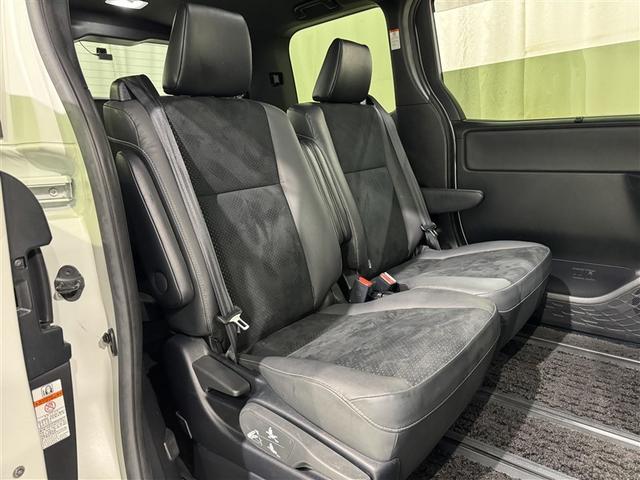 ヴォクシー ZS 煌III 衝突被害軽減システム メモリーナビ フルセグ バックカメラ ETC ドラレコ CD DVD再生 後席モニター オートクルーズコントロール LEDヘッドランプ 両側電動スライド 乗車定員7人 3列シート(29枚目)