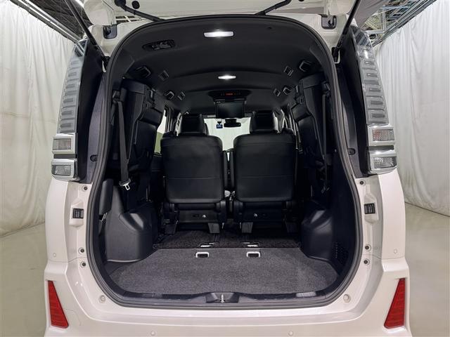 ヴォクシー ZS 煌III 衝突被害軽減システム メモリーナビ フルセグ バックカメラ ETC ドラレコ CD DVD再生 後席モニター オートクルーズコントロール LEDヘッドランプ 両側電動スライド 乗車定員7人 3列シート(32枚目)