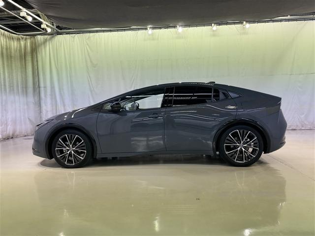 プリウス Z 衝突被害軽減システム フルセグ バックカメラ ETC ドラレコ ミュージックプレイヤー接続可 サンルーフ 電動シート オートクルーズコントロール LEDヘッドランプ スマートキー(4枚目)